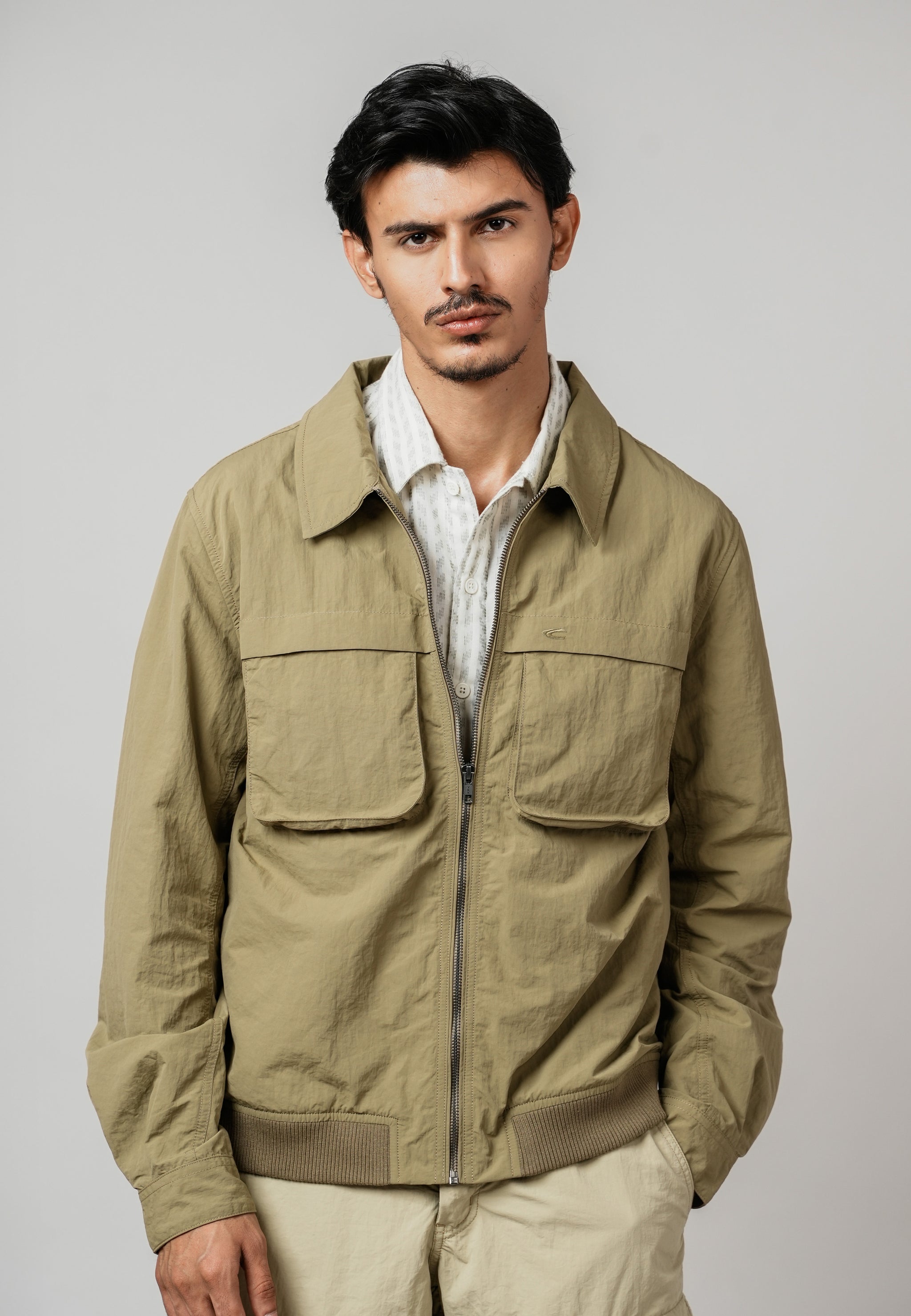 ジャケット・アウター argue COTTON NYLON M-65 HALF COAT/CAMEL ジャケット・アウター argue COTTON NYLON M-65 HALF COAT/CAMEL Men's