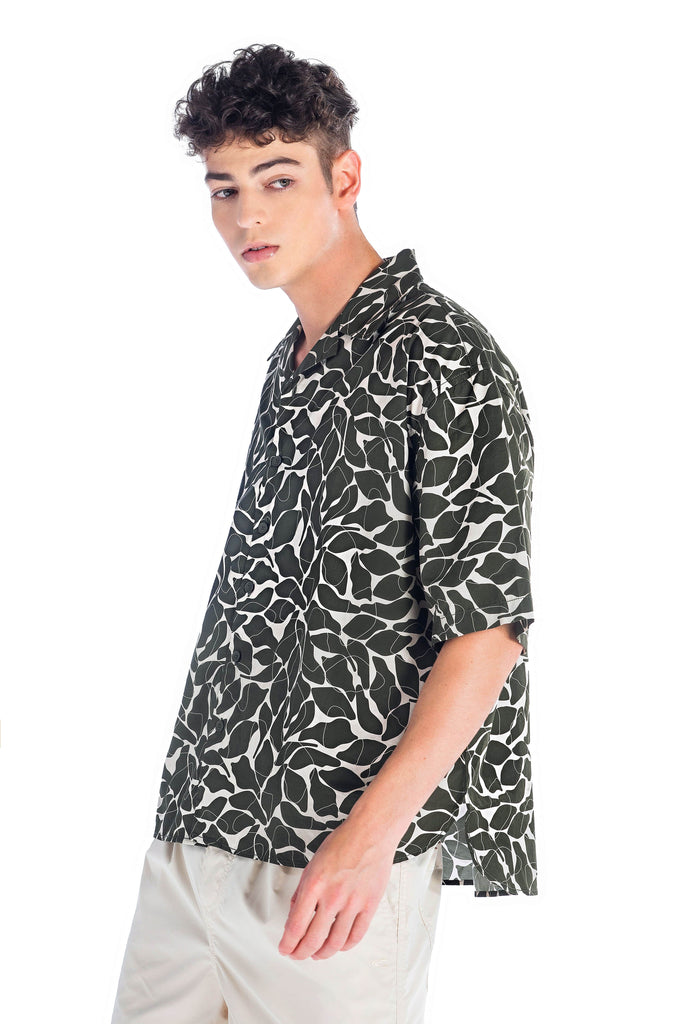 C by camel active | Short Sleeve Shirt in Oversized with Allover Print | Olive