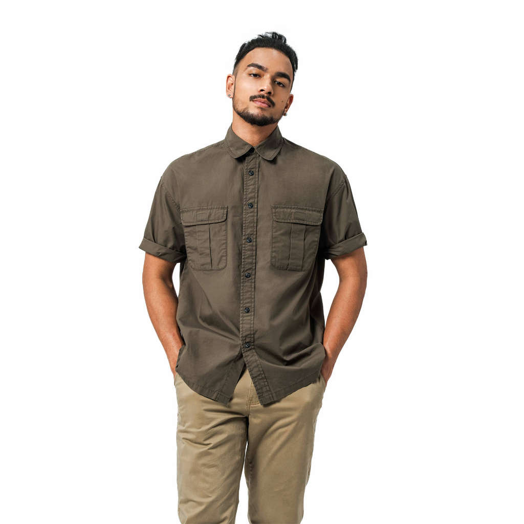 C by camel active | Short Sleeve Shirt in Oversized with Shirt Collar | Olive
