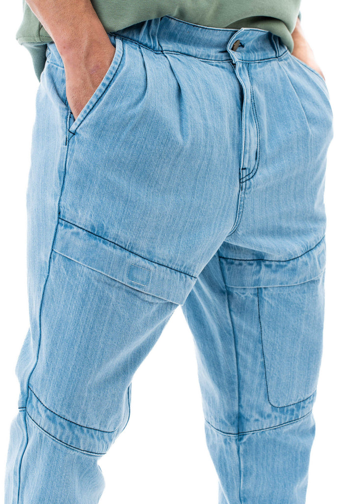 C by camel active | Jogger Jeans in Carrot Fit with Front Pleats in Cotton Denim | Light Blue