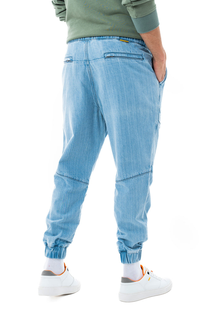 C by camel active | Jogger Jeans in Carrot Fit with Front Pleats in Cotton Denim | Light Blue