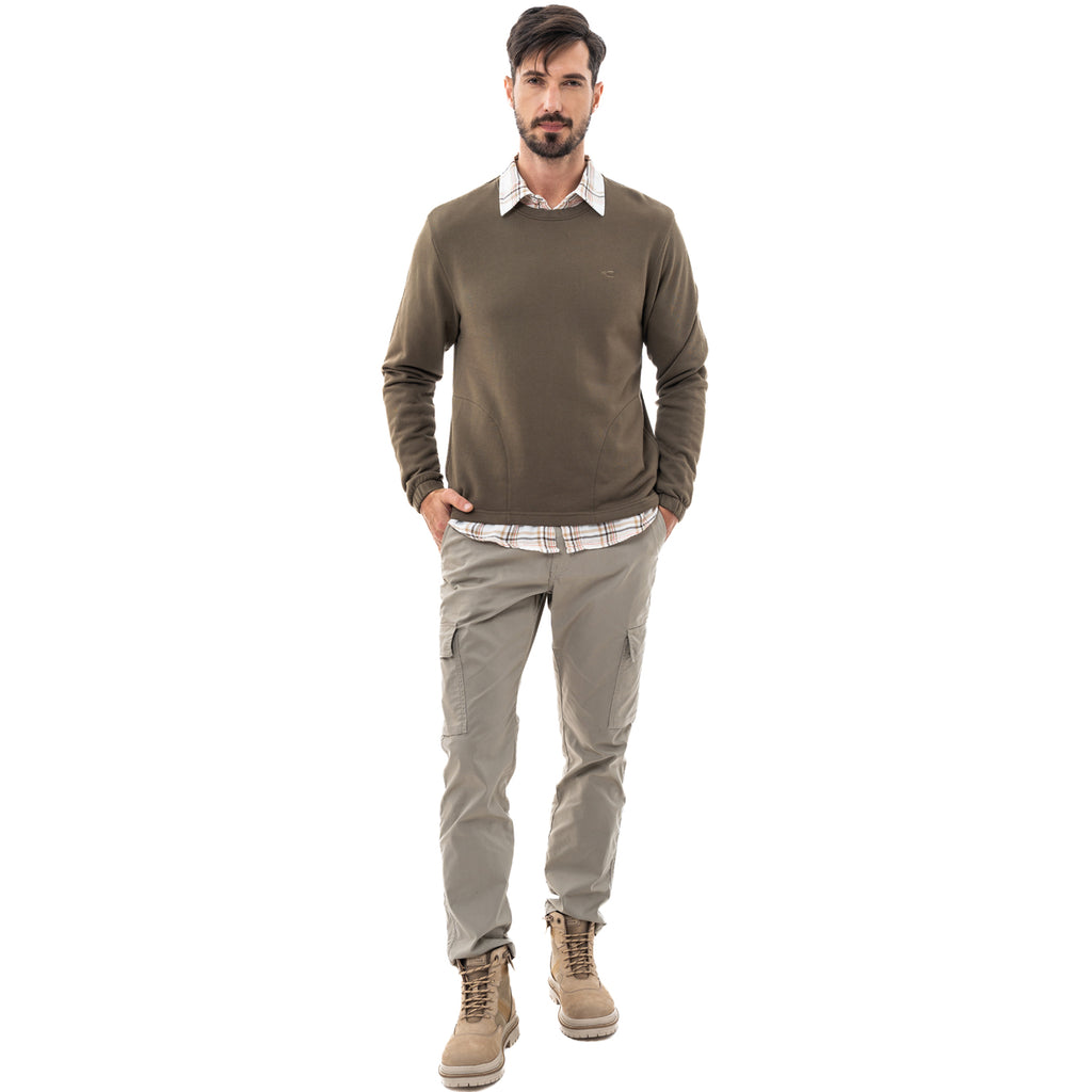camel active | Long Sleeve T-Shirt in Regular Fit with Side Seam Pockets in Cotton Terry | Olive